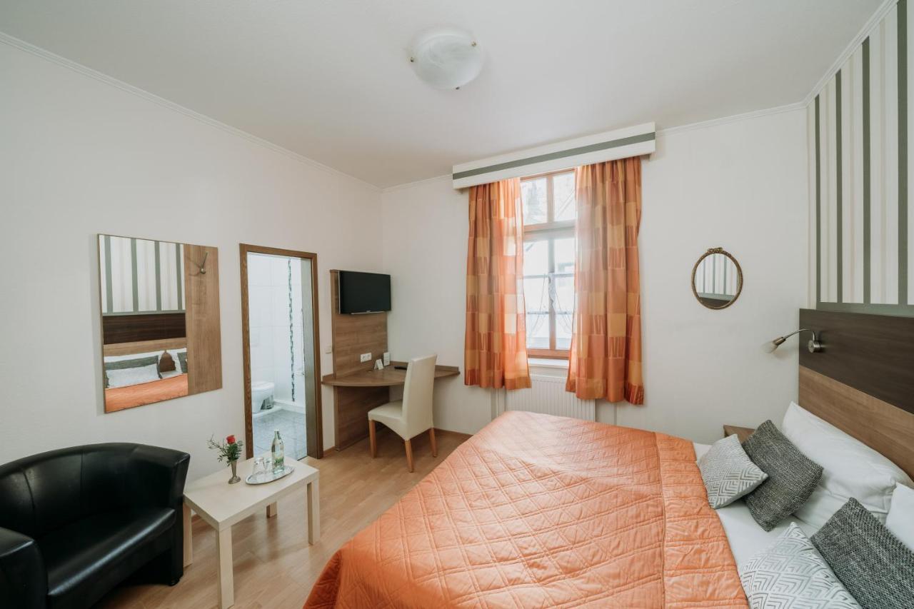 Fraenkischer Gasthof-Hotel Zum Koppen Gemunden am Main Екстериор снимка